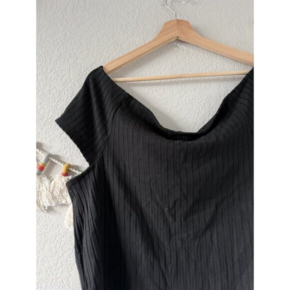 Banana Republic Chantel Off Shoulder Black Ribbed Knit Crop Top Basics NWT XXL - Picture 5 of 7